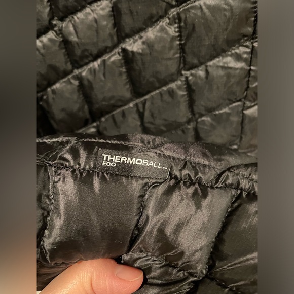 NWT The North Face Women THERMOBALL ECO Quilted jacket Black Size M - Picture 6 of 10